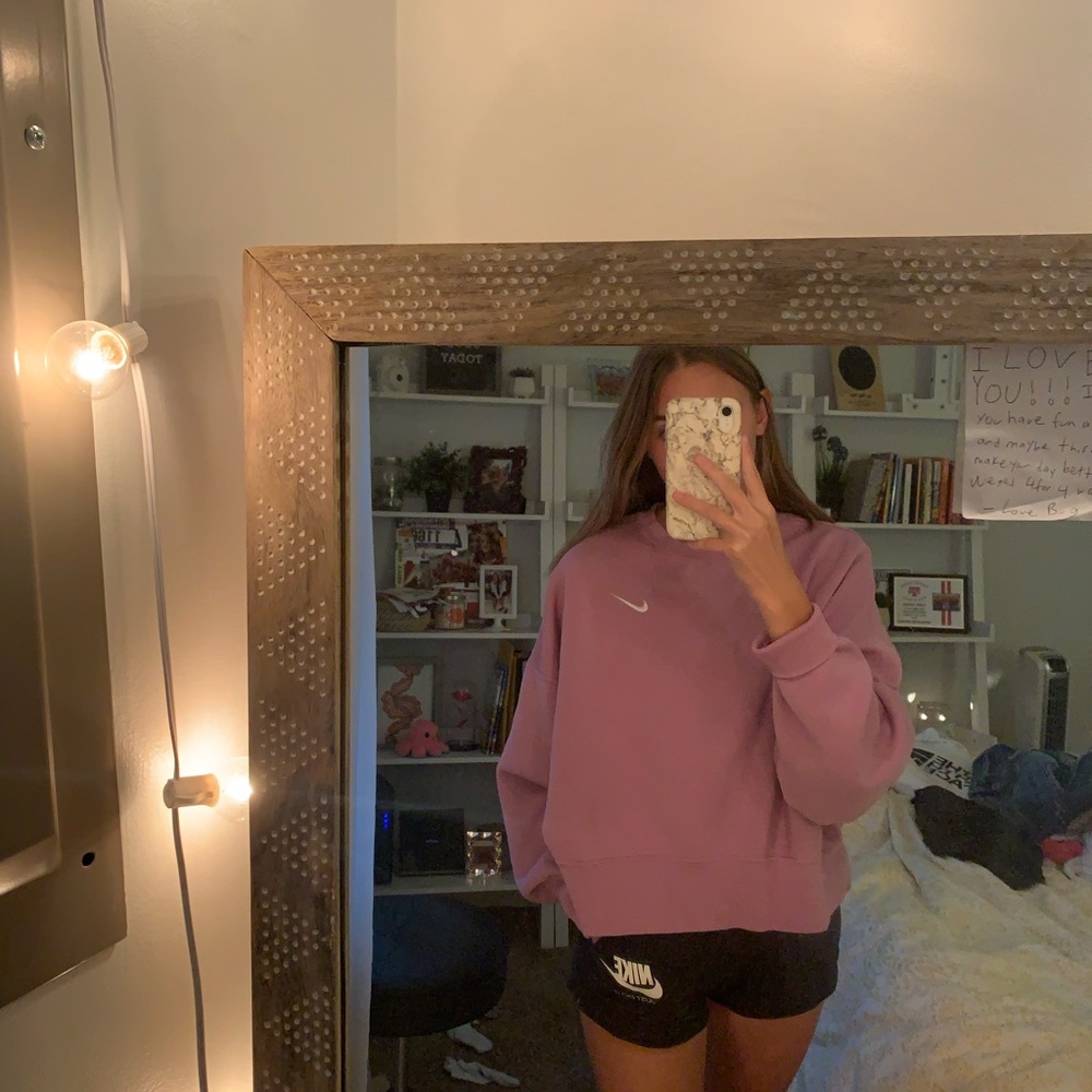 nike crew neck